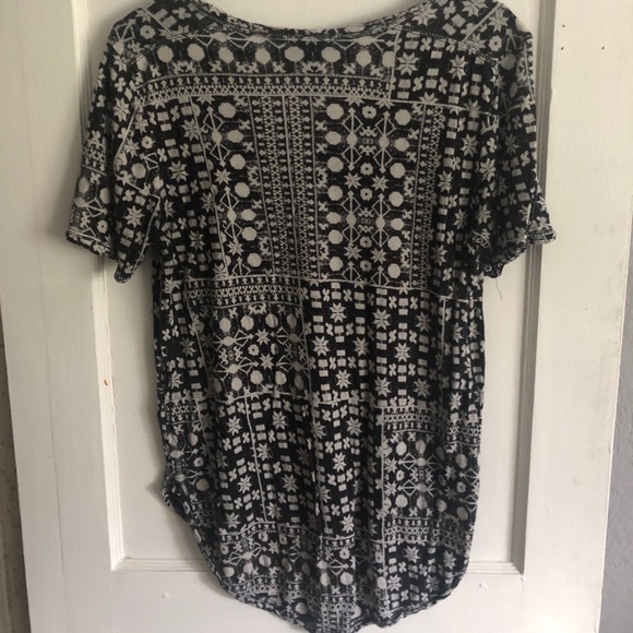 H&M Patterned Top - Picture 2 of 2